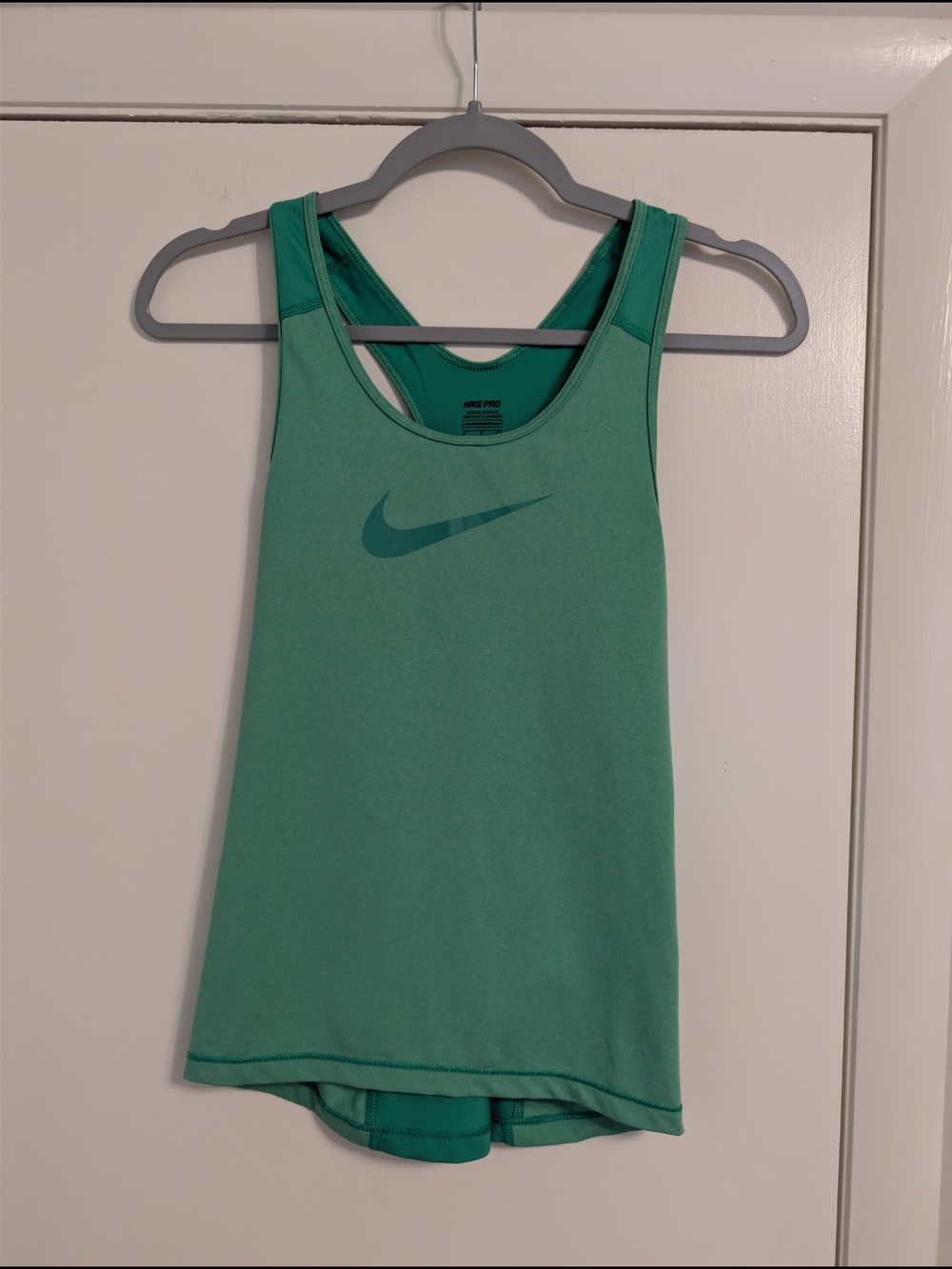 Nike Pro Women's Green Dri-FIT Racerback Tank - Size Small
